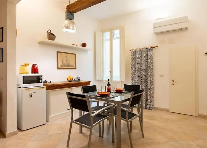 Keys Of Italy - Pilastri 24 - Center Perfect For Couples Daire